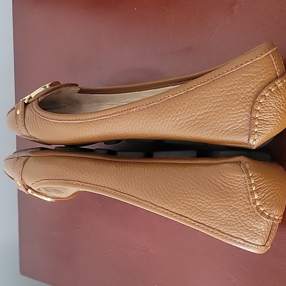 Michael Kors Shoes, 7.5, Brown/Gold - Picture 3 of 10